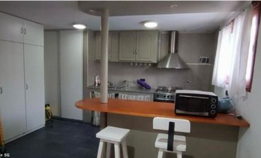 VENDO CASA ESTILO AMERICANO 4 AMB CON PISCINA QUINCHO GRAN PARQUE