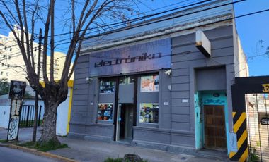 Excelente local , para oficina o local comercial.