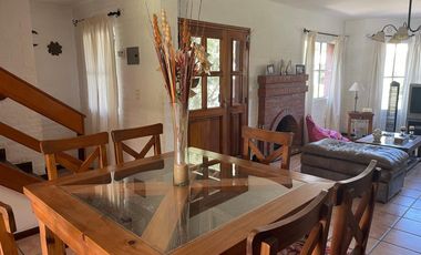 Venta de casa en Echeverria del lago-  Canning