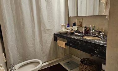 CASA CENTRO LOTE PROPIO CENTRO DE BALLESTER