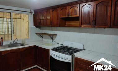 SE VENDE AMPLIA  CASA EN FRACCIONAMIENTO BUGAMBILIAS $3,000,000.00