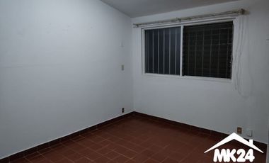 SE VENDE AMPLIA  CASA EN FRACCIONAMIENTO BUGAMBILIAS $3,000,000.00