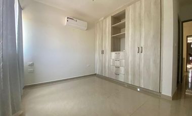 CASA EN RENTA EN JARDINES DEL COUNTRY