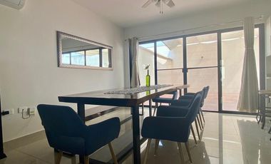 CASA EN RENTA EN JARDINES DEL COUNTRY