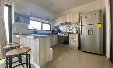 CASA EN RENTA EN JARDINES DEL COUNTRY