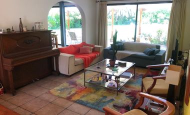 Se Vende Casa Chilena en parcela de agrado, Condominio Sant