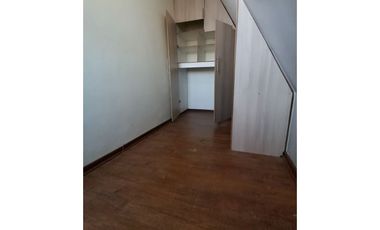 Venta Casa con Local Comercial