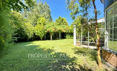 La Alhambra amplia casa estilo Georgian