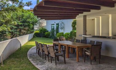 En venta Residencia en Rinconada Santa Rita