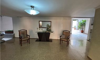 VENTA AMPLIO APARTAMENTO LAURELES SANTA TERESITA EXCELENTE UBICACIÓN