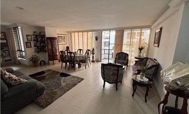 VENTA AMPLIO APARTAMENTO LAURELES SANTA TERESITA EXCELENTE UBICACIÓN