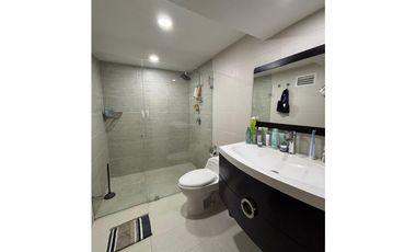 VENTA AMPLIO APARTAMENTO LAURELES SANTA TERESITA EXCELENTE UBICACIÓN