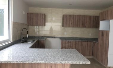 Venta de Casa en condominio en  Fraccionamiento Cedros en San Mateo Atenco