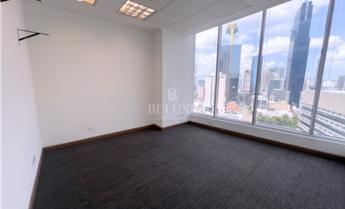 ALQUILER DE OFICINA LISTA PARA OCUPAR EN MARBELLA, TORRE BANESCO (5)