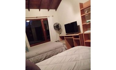 Hermosa casa en Pinamar con pileta  LIBRE 1º ENEY 1º FEB