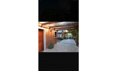 Hermosa casa en Pinamar con pileta  LIBRE 1º ENEY 1º FEB
