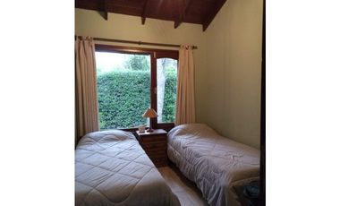 Hermosa casa en Pinamar con pileta  LIBRE 1º ENEY 1º FEB
