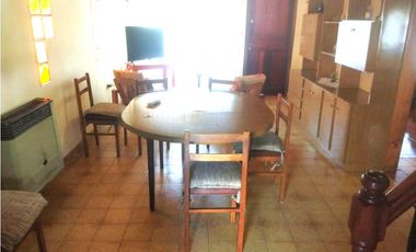 CHALET + DEPARTAMENTO A 3 CUADRAS DEL MAR