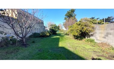 Se vende hermoso lote de 400 m2 en muy buena ubicacion.