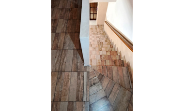 Venta Casa 3 dormitorios Microcentro. Apta Credito