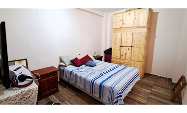 Venta Casa 3 dormitorios Microcentro. Apta Credito