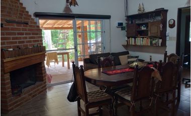 CASA VENTA LUYABA TRASLASIERRA CORDOBA 2 HAB PISCINA