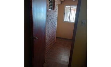 CASA VENTA LUYABA TRASLASIERRA CORDOBA 2 HAB PISCINA