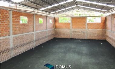 ALQUIER GALPON BARRIO AUTODROMO