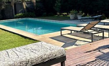 Casa en venta en Quilmes Centro