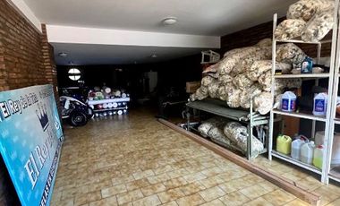 Chalet en venta en Bernal Centro