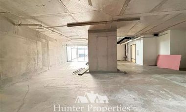 Local Comercial en Arriendo en Vitacura / Nueva Costanera / Paul Claudel