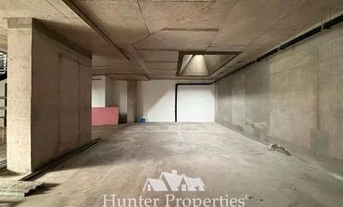 Local Comercial en Arriendo en Vitacura / Nueva Costanera / Paul Claudel
