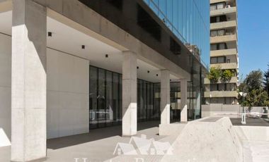 Local Comercial en Arriendo en Avda Vitacupa / Paul Claudel