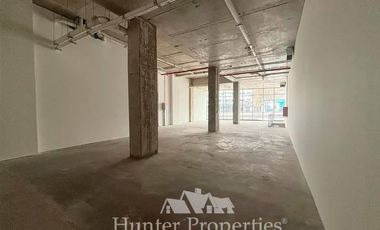Local Comercial en Arriendo en Avda Vitacupa / Paul Claudel