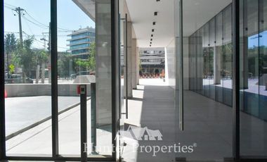 Local Comercial en Arriendo en Avda Vitacupa / Paul Claudel