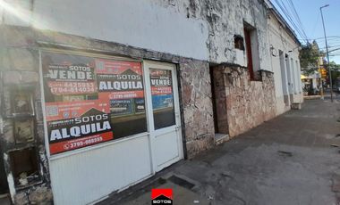 Alquiler de casa comercial en Capital