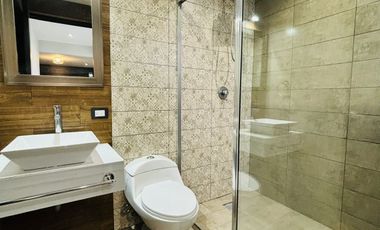 Preciosa casa en venta minimalista en Residencial Cumbres - Zona Monte Magno
