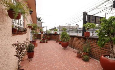 FERRETERIA EXITOSA EN VENTA CON CASA ANEXA SOBRE AV. SIERVO DE LA NACIÓN, MORELIA.