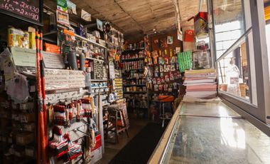 FERRETERIA EXITOSA EN VENTA CON CASA ANEXA SOBRE AV. SIERVO DE LA NACIÓN, MORELIA.