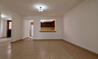 Casa en venta en Morelia, Santa María