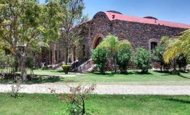 Terreno en Venta en Hacienda Real 1800