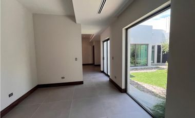Casa en venta de un piso, zona exclusiva en Cd. Juarez