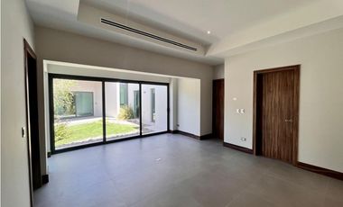 Casa en venta de un piso, zona exclusiva en Cd. Juarez