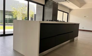 Casa en venta de un piso, zona exclusiva en Cd. Juarez