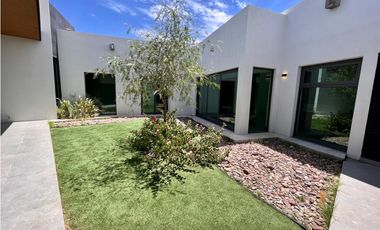 Casa en venta de un piso, zona exclusiva en Cd. Juarez
