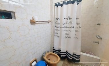 Casa 4 ambientes en venta en  Quilmes