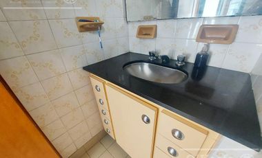 Casa 4 ambientes en venta en  Quilmes