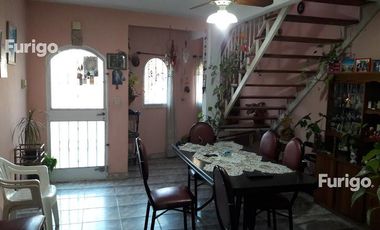 Casa 2 dormitorios en Pérez