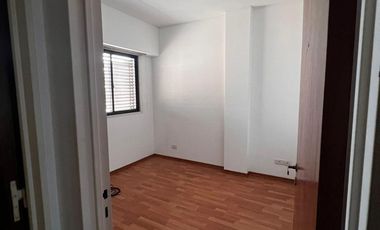 Departamento 4 ambientes con cochera en venta - Quilmes centro