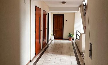 Departamento 4 ambientes con cochera en venta - Quilmes centro